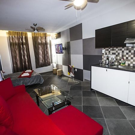 Апартаменты Trendy Living In Monastiraki Афины Экстерьер фото