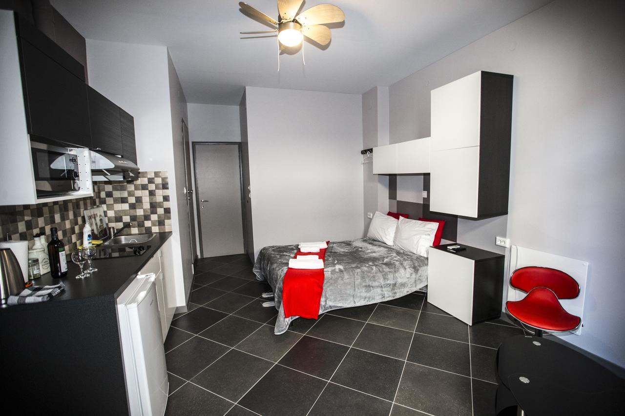 Апартаменты Trendy Living In Monastiraki Афины Экстерьер фото